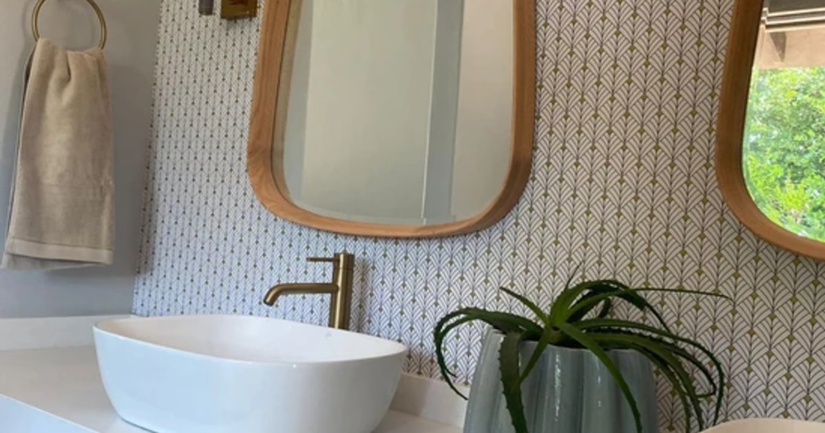 Luxury coastal bathroom material selection in KwaZulu-Natal